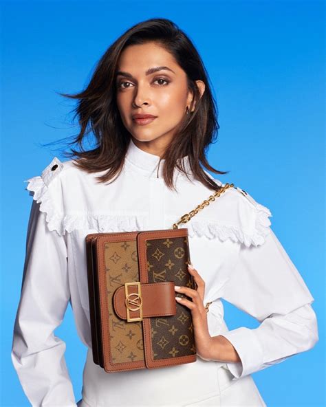 deepika lv bag